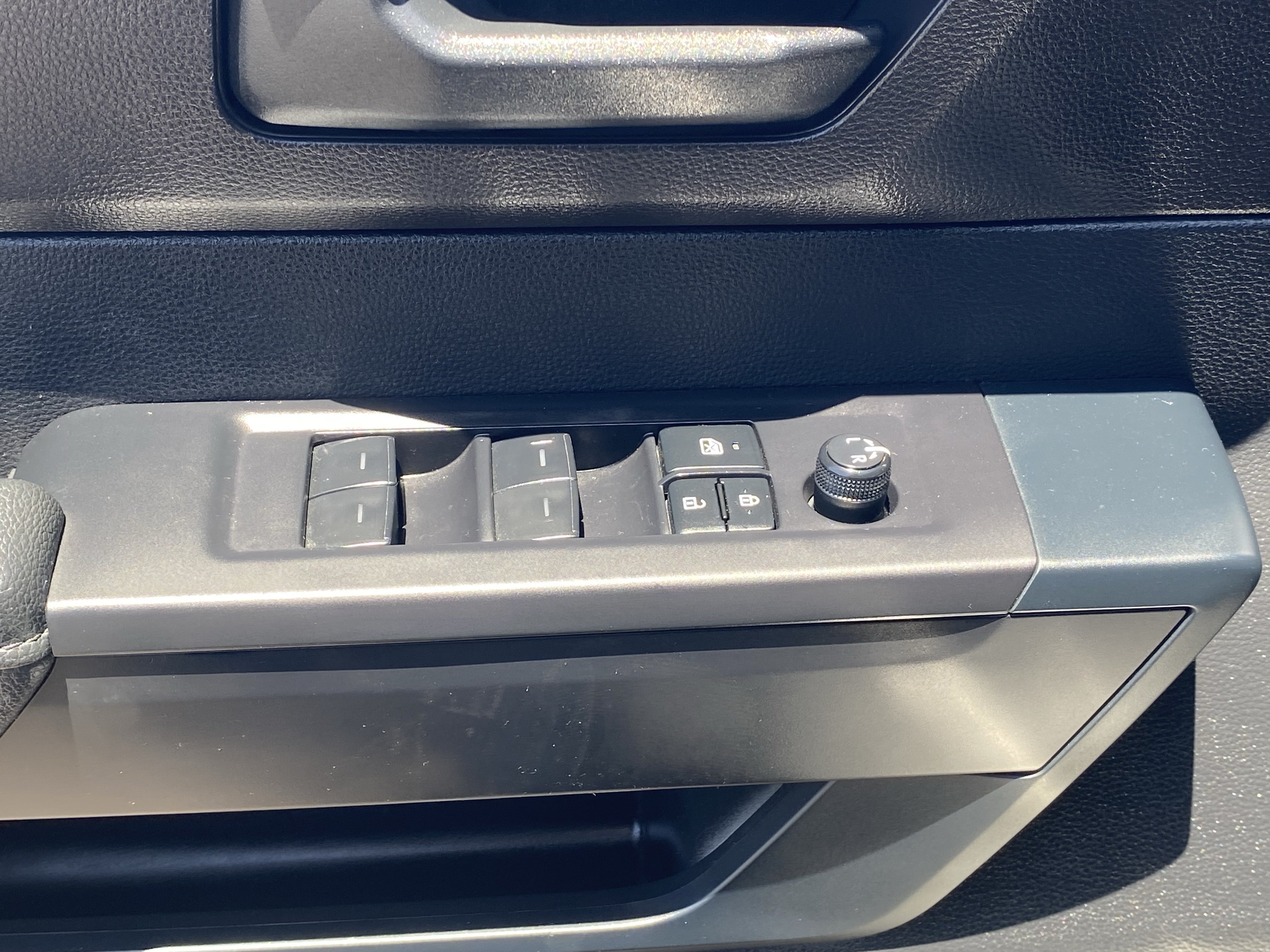 Used 2022 Toyota Tundra SR RWD image 19