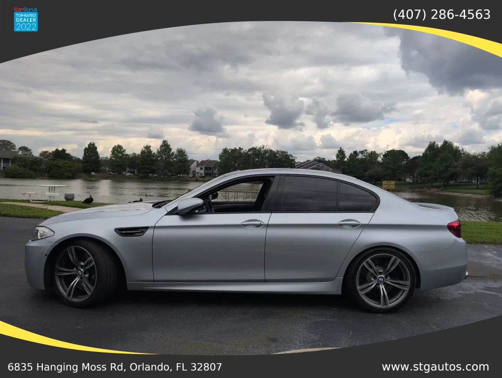 Used 2013 BMW M5 RWD image 2