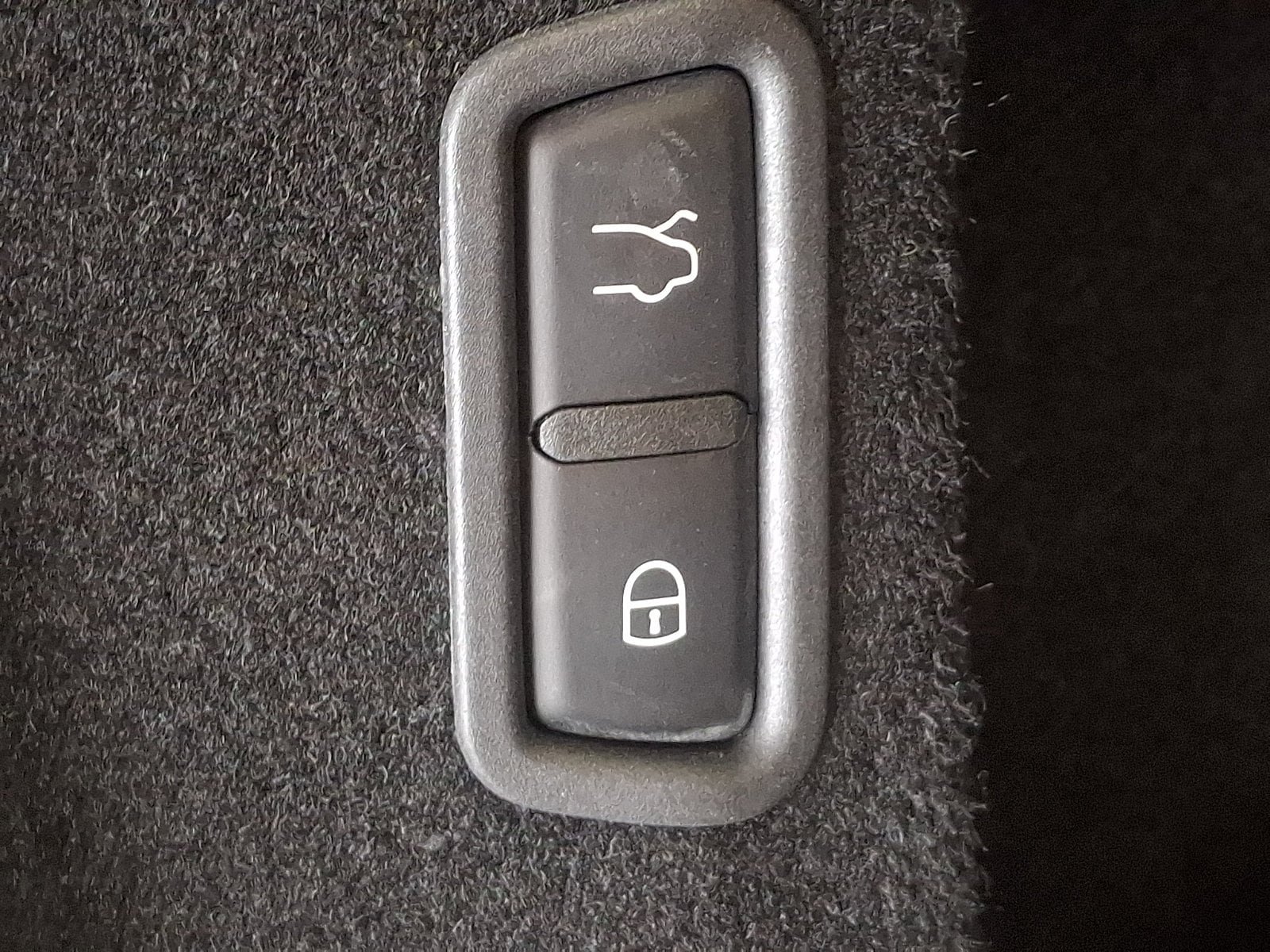 Used 2024 Maserati Levante GT Ultima AWD/4WD image 49