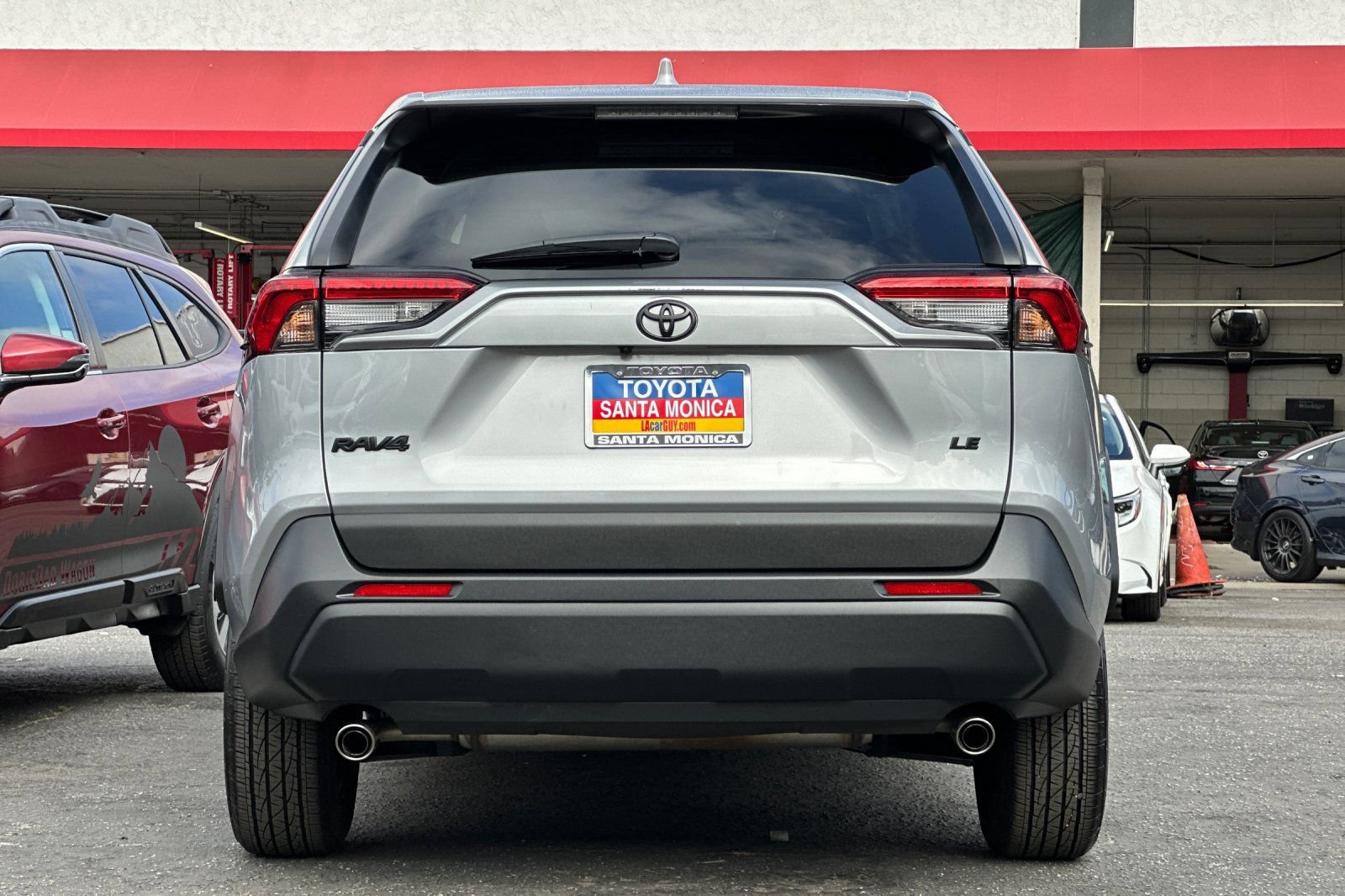 Used 2025 Toyota RAV4 LE FWD image 5