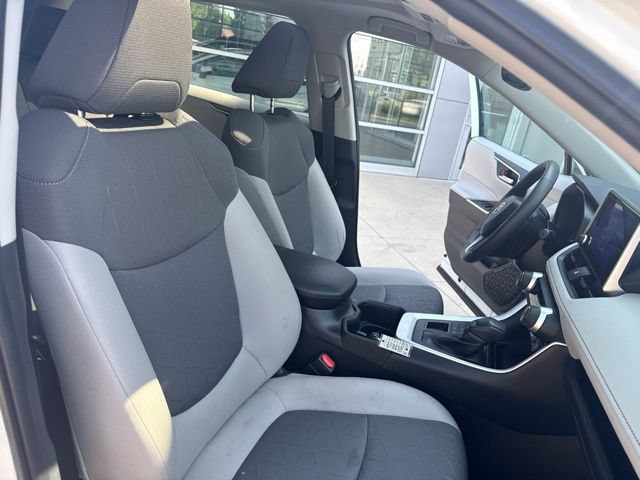 Used 2023 Toyota RAV4 XLE w/ Convenience Package AWD/4WD image 31