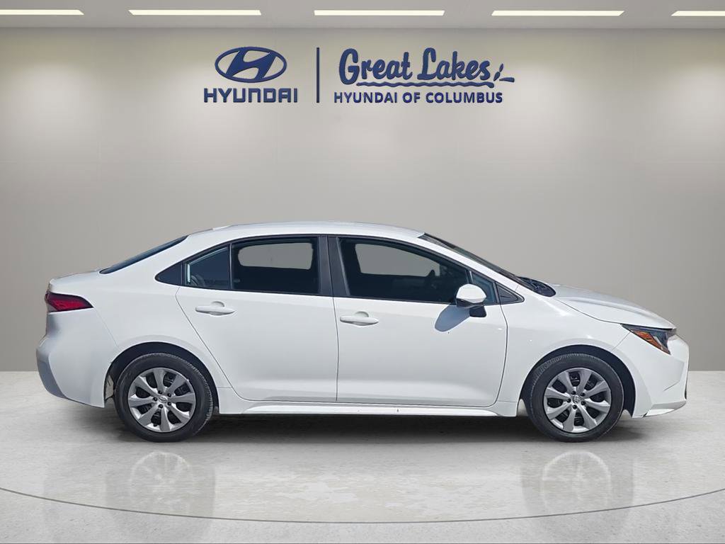 Used 2025 Toyota Corolla LE FWD image 6