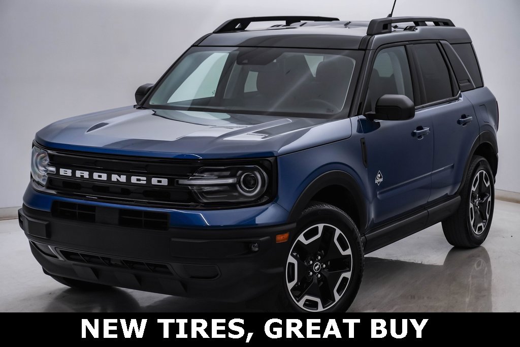Used 2024 Ford Bronco Sport Outer Banks image 3