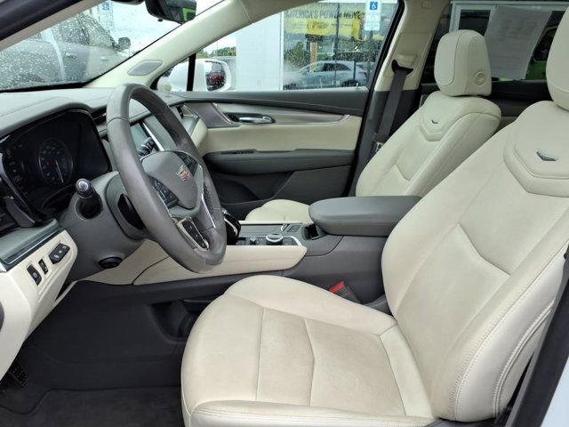 Used 2020 Cadillac XT5 Premium Luxury FWD image 25