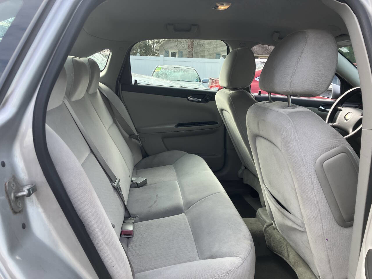 Used 2010 Chevrolet Impala LS image 26