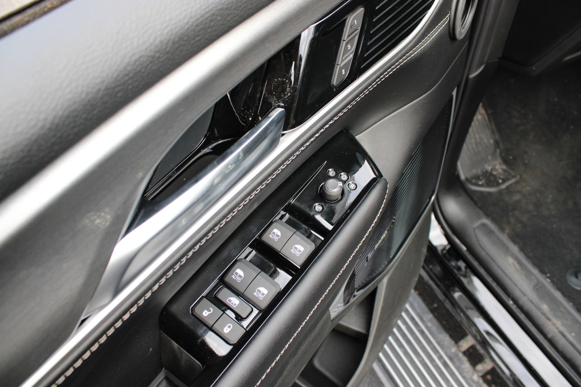 New 2026 Jeep Grand Wagoneer Limited w/ Premium Group II image 18