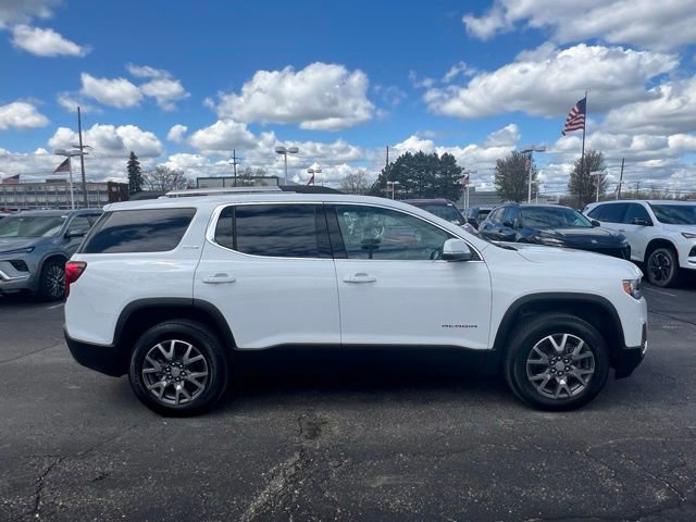 Certified 2023 GMC Acadia SLE w/ Driver Convenience Package FWD image 9