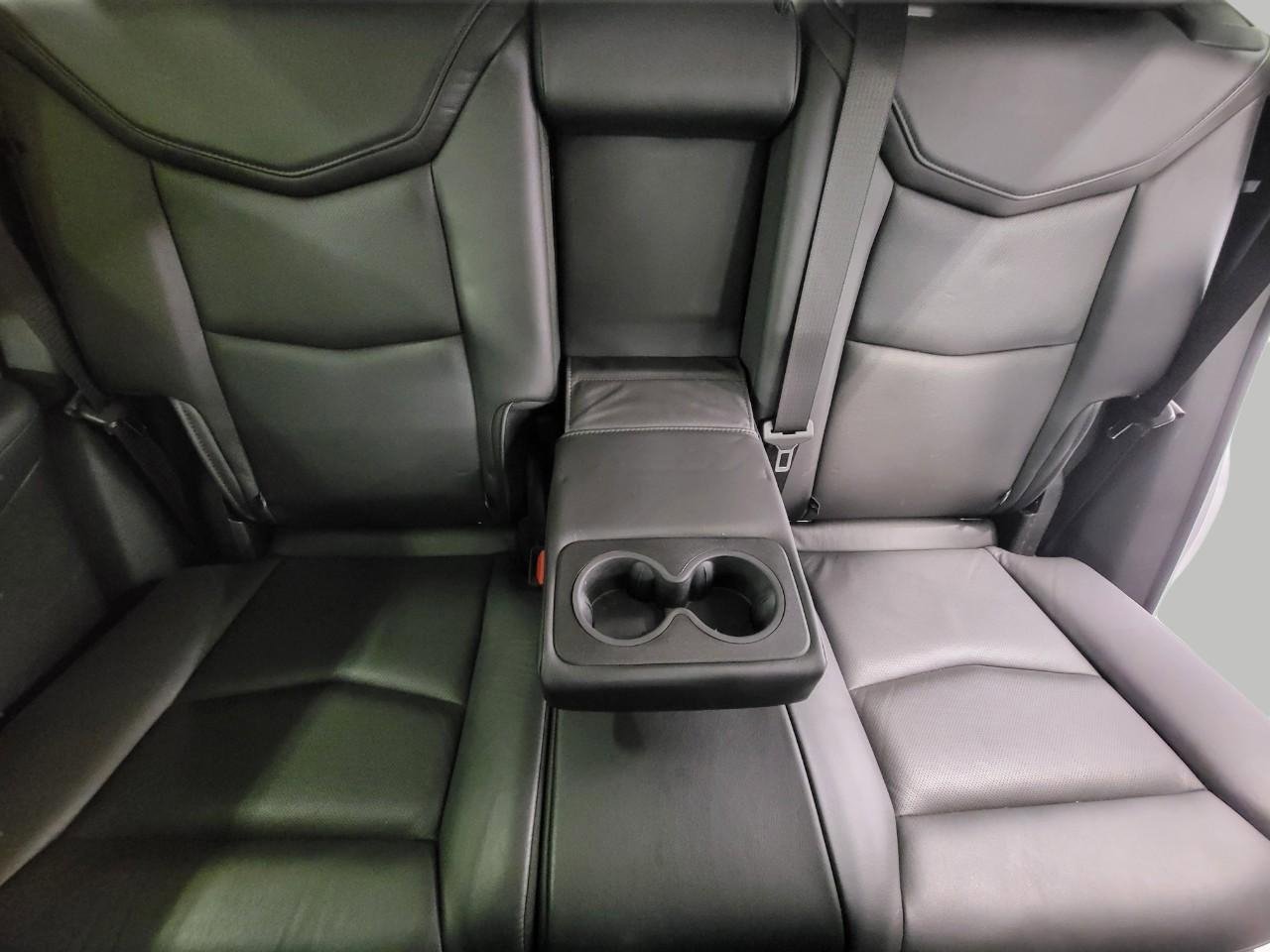 Used 2019 Cadillac XT5 Luxury w/ LPO, Black Ice Package image 24