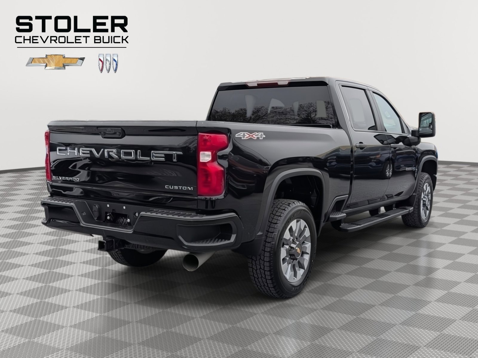 Used 2022 Chevrolet Silverado 2500 Custom w/ Custom Value Package image 5