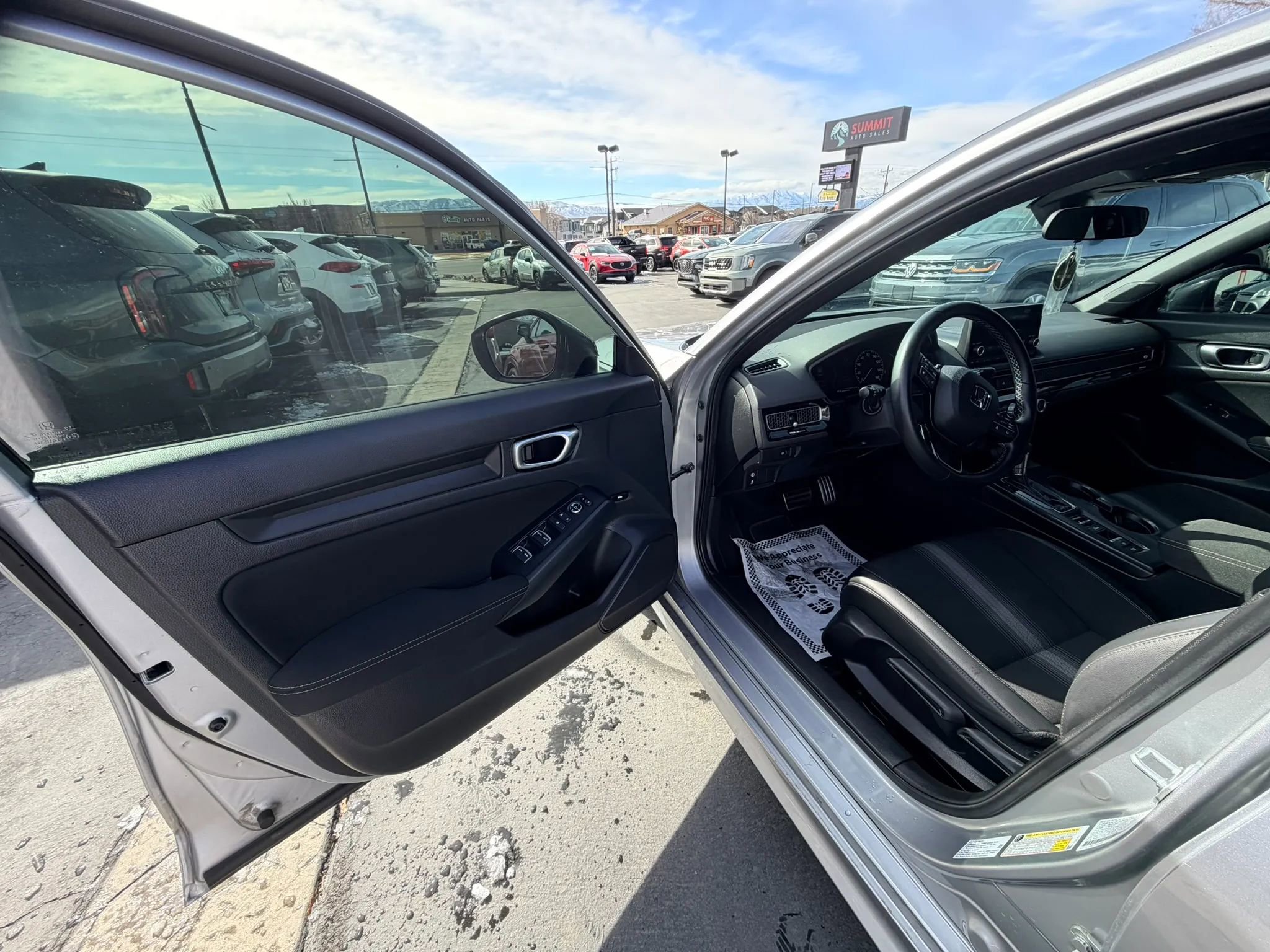 Used 2023 Honda Civic Sport image 10