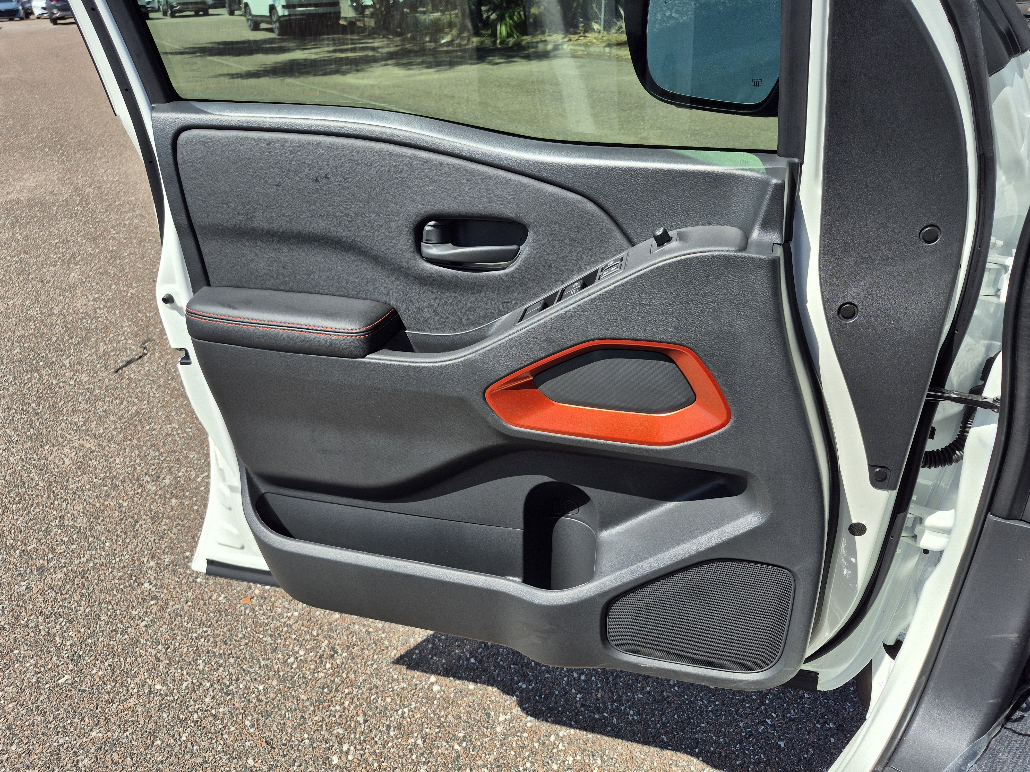 New 2026 Nissan Frontier Pro-X w/ Pro-X Convenience Package RWD image 25