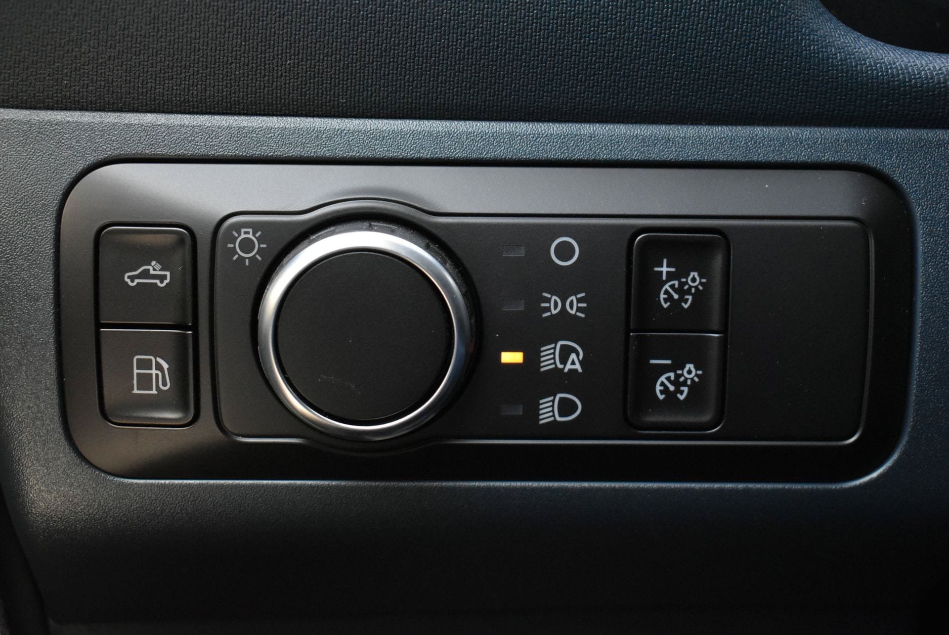 New 2026 Ford Maverick XLT w/ XLT Luxury Package FWD image 19