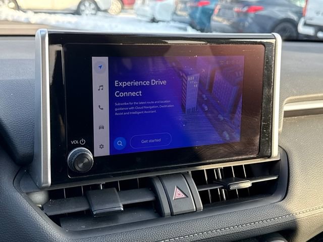 Used 2024 Toyota RAV4 LE image 22