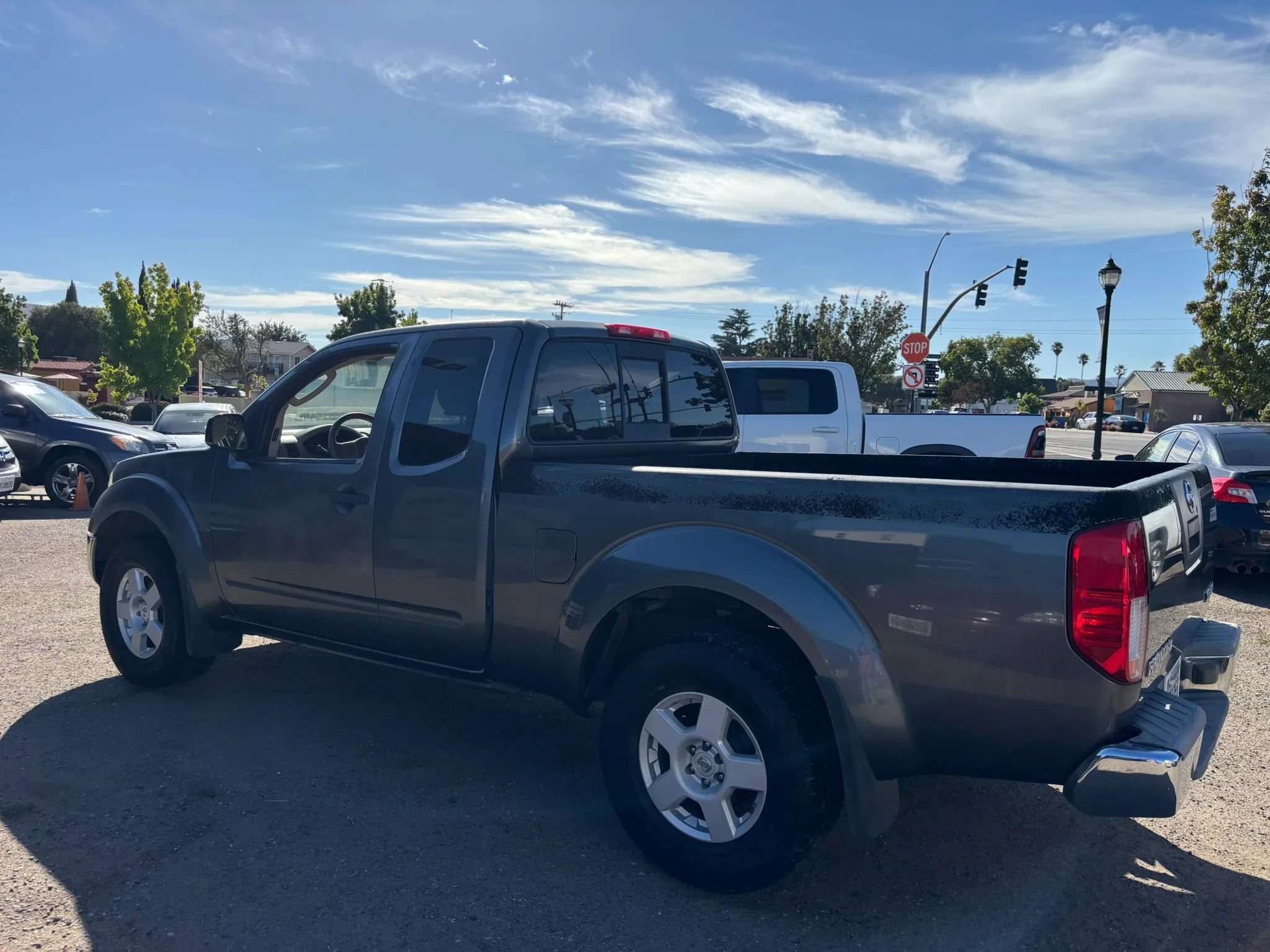 Used 2005 Nissan Frontier SE w/ (P01) Power Pkg AWD/4WD image 8