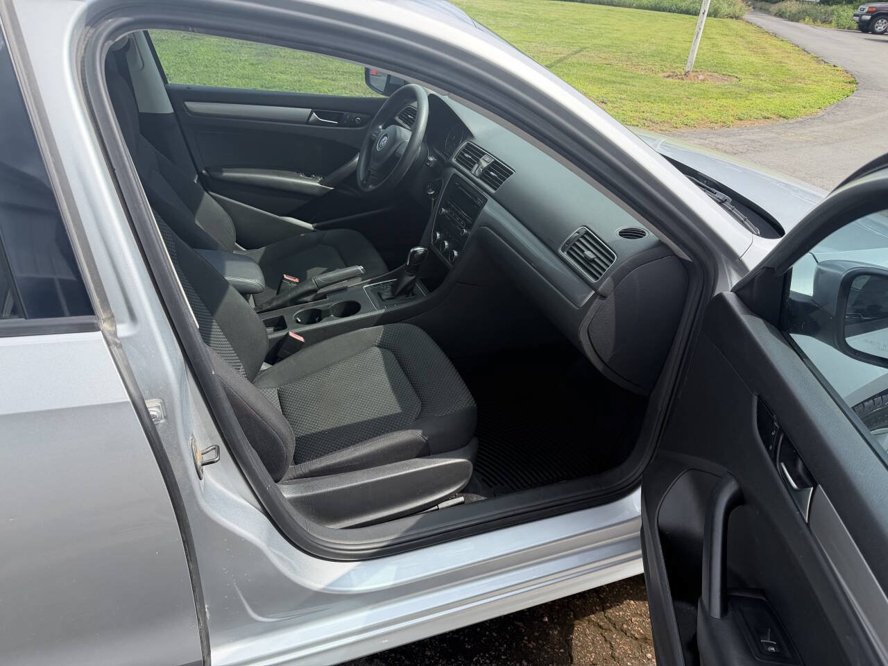 Used 2012 Volkswagen Passat 2.5 S FWD image 12