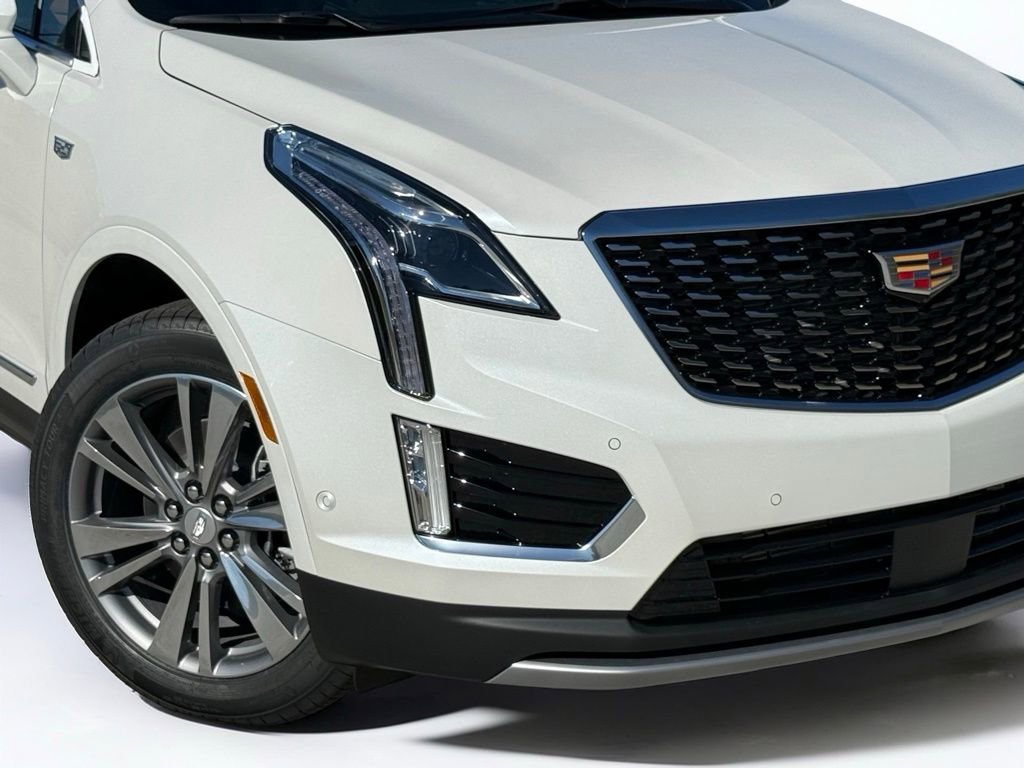 New 2026 Cadillac XT5 Premium Luxury w/ Driver Assist Package FWD image 6
