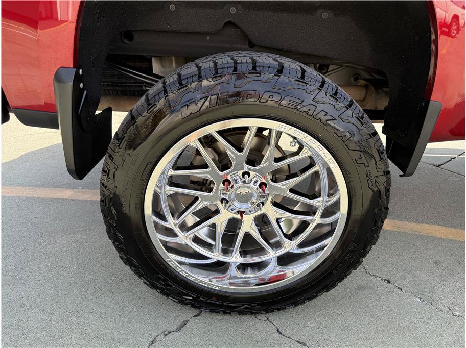 Used 2019 Chevrolet Silverado 1500 LT Trail Boss AWD/4WD image 21