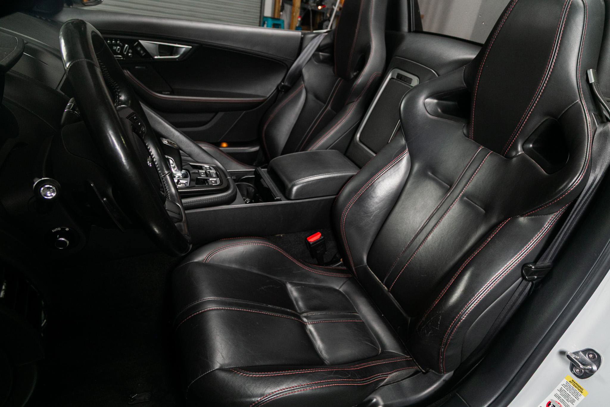 Used 2017 Jaguar F-TYPE S image 4