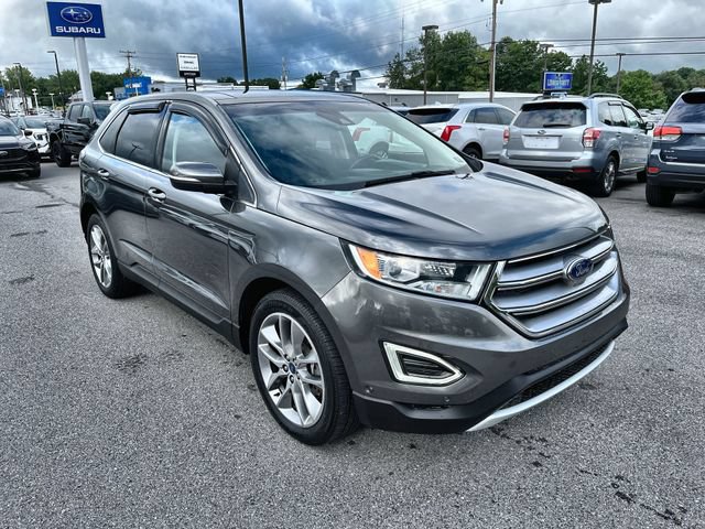 Used 2017 Ford Edge Titanium w/ Equipment Group 302A AWD/4WD image 11