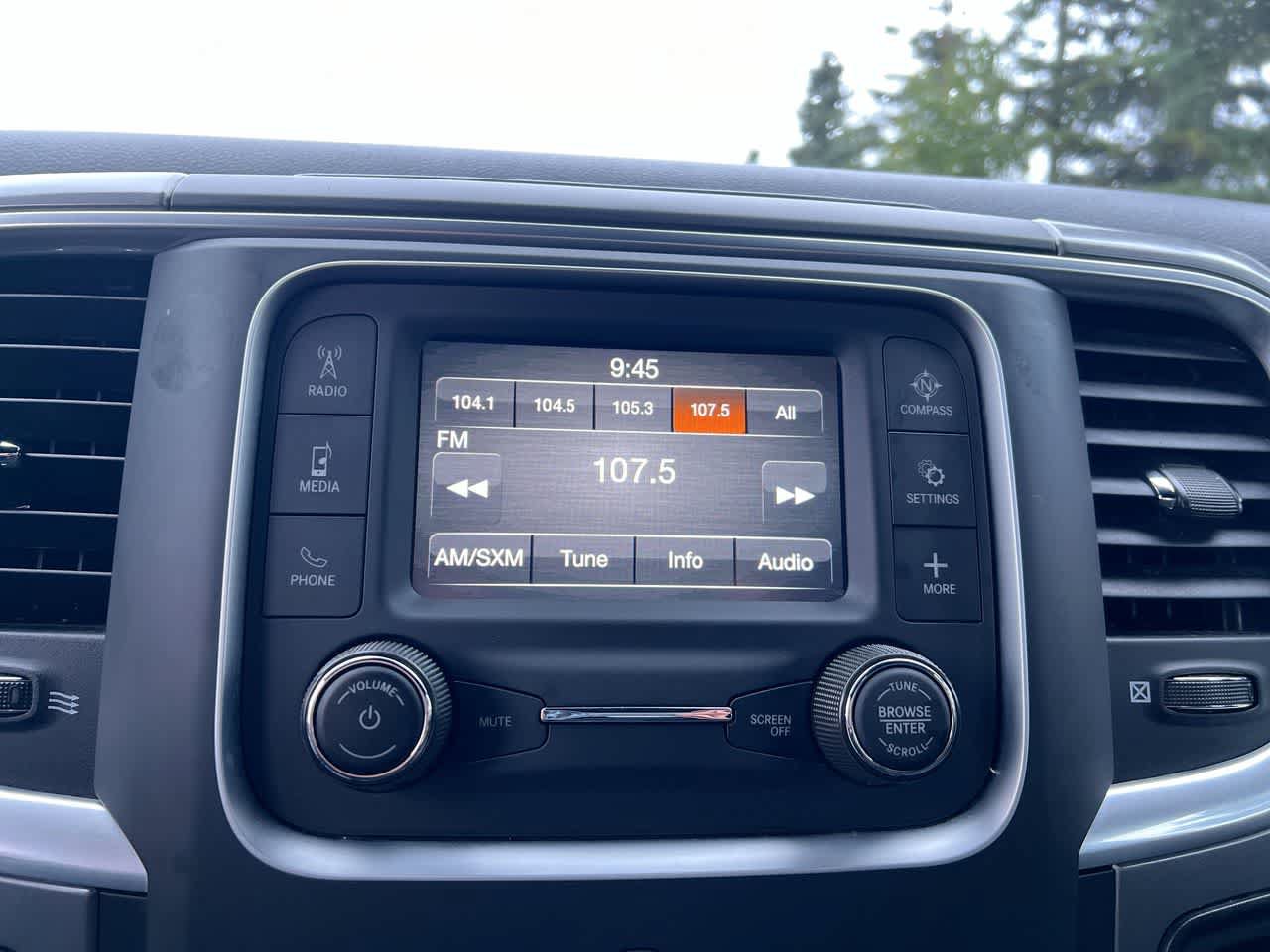 Used 2024 RAM 1500 Warlock AWD/4WD image 17