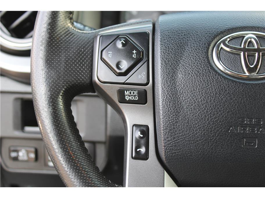 Used 2019 Toyota Tacoma TRD Off-Road image 15