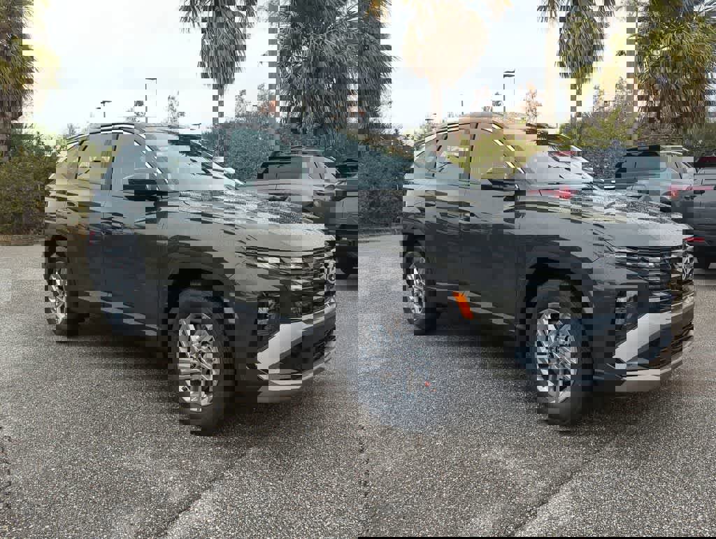 New 2026 Hyundai Tucson SE image 9