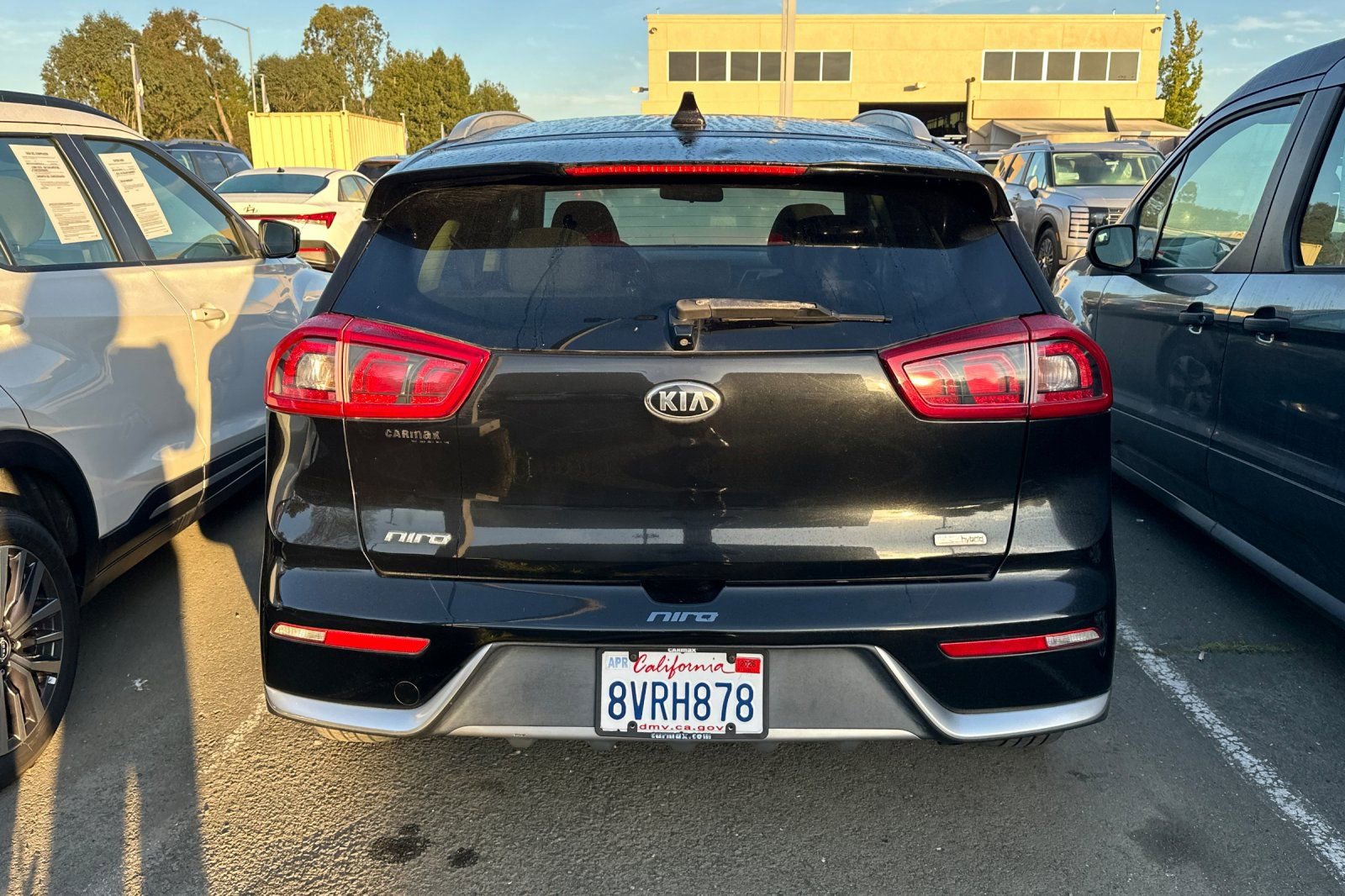 Used 2018 Kia Niro LX w/ Paint Protection Package image 6