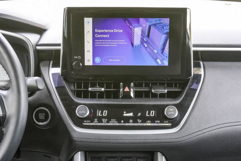 Used 2023 Toyota Corolla Cross XLE FWD image 13