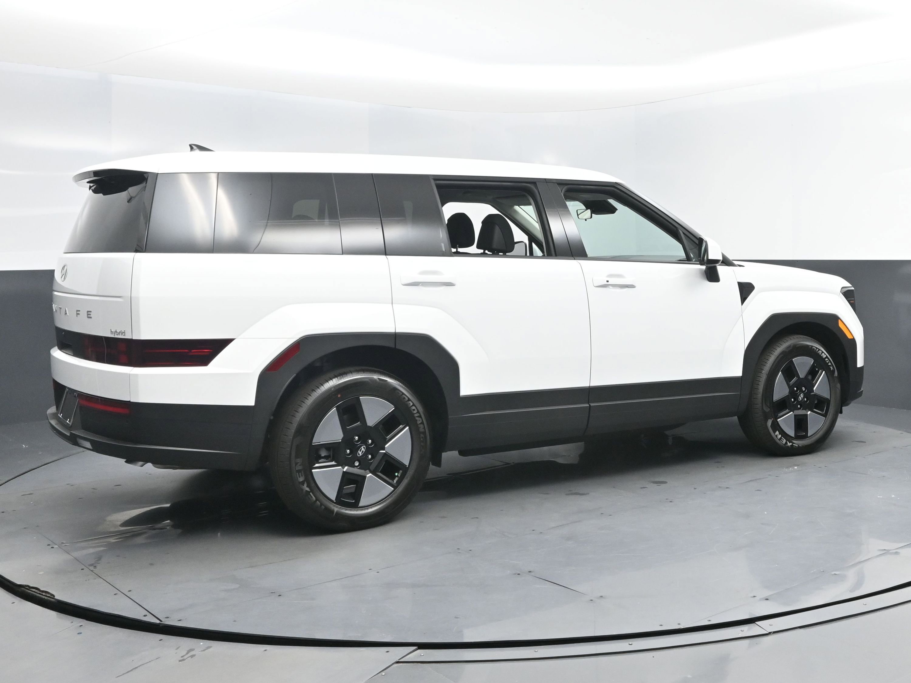 New 2026 Hyundai Santa Fe SE image 4