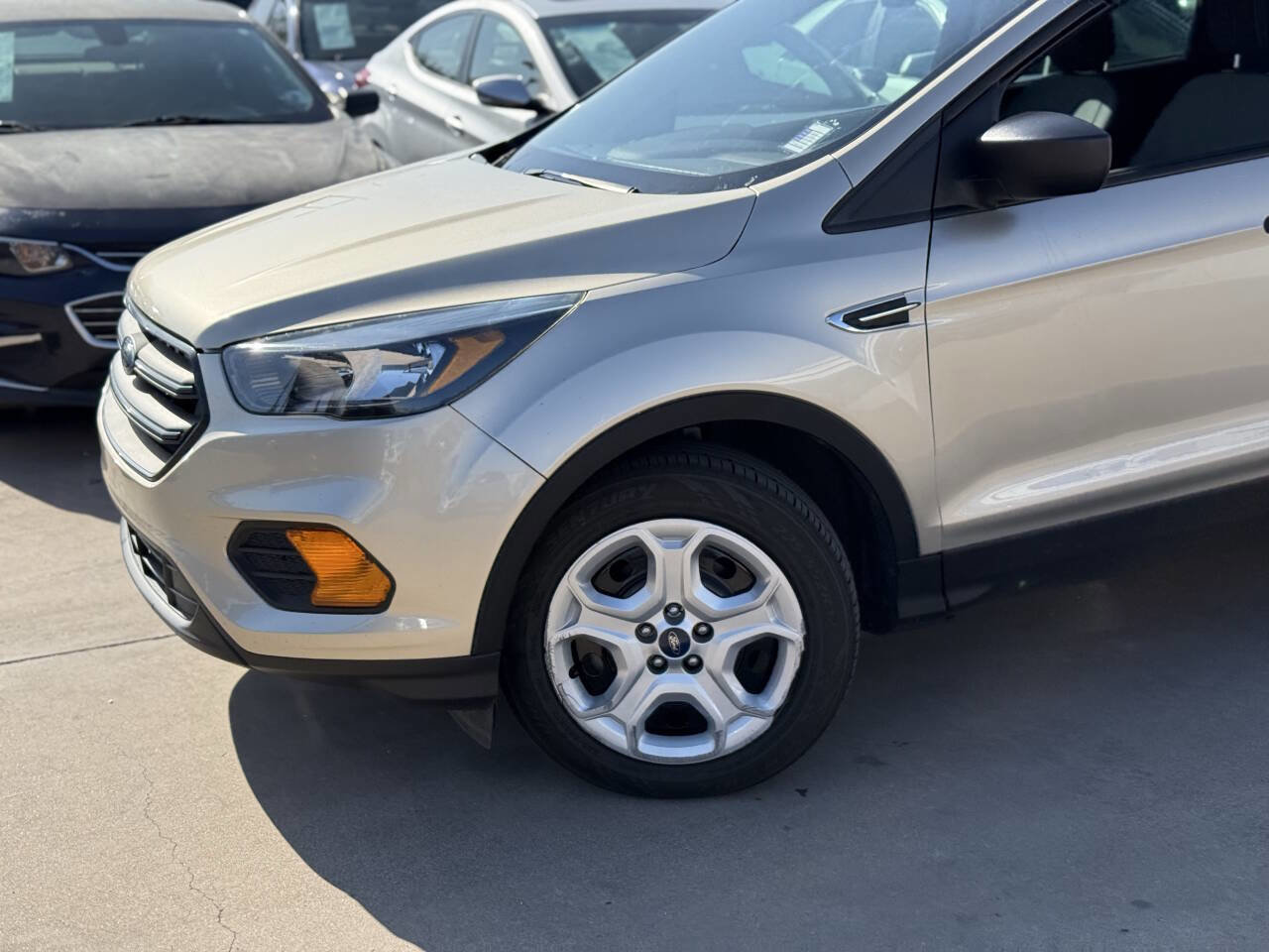 Used 2018 Ford Escape S image 12