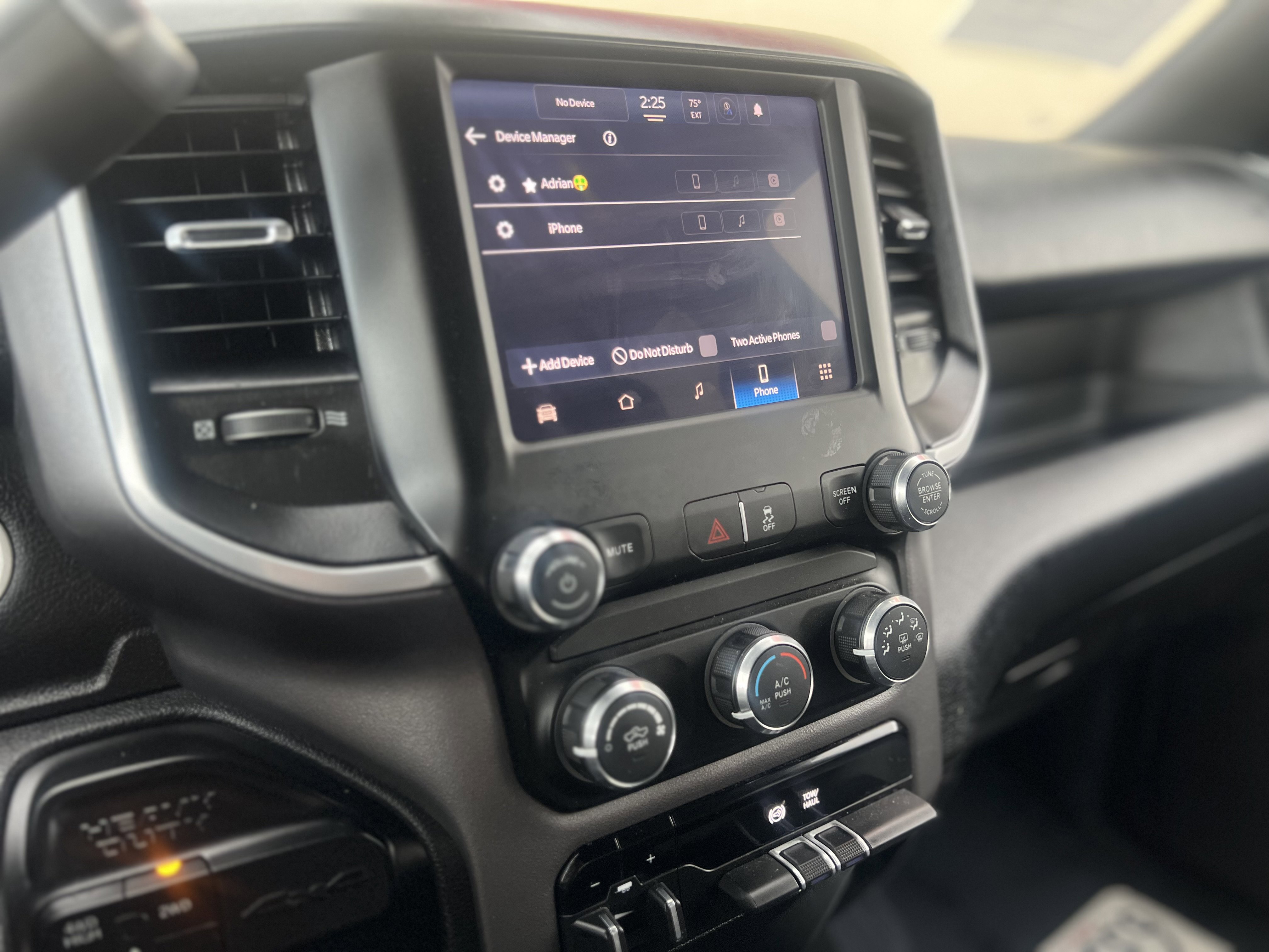 Used 2022 RAM 3500 Big Horn AWD/4WD image 18