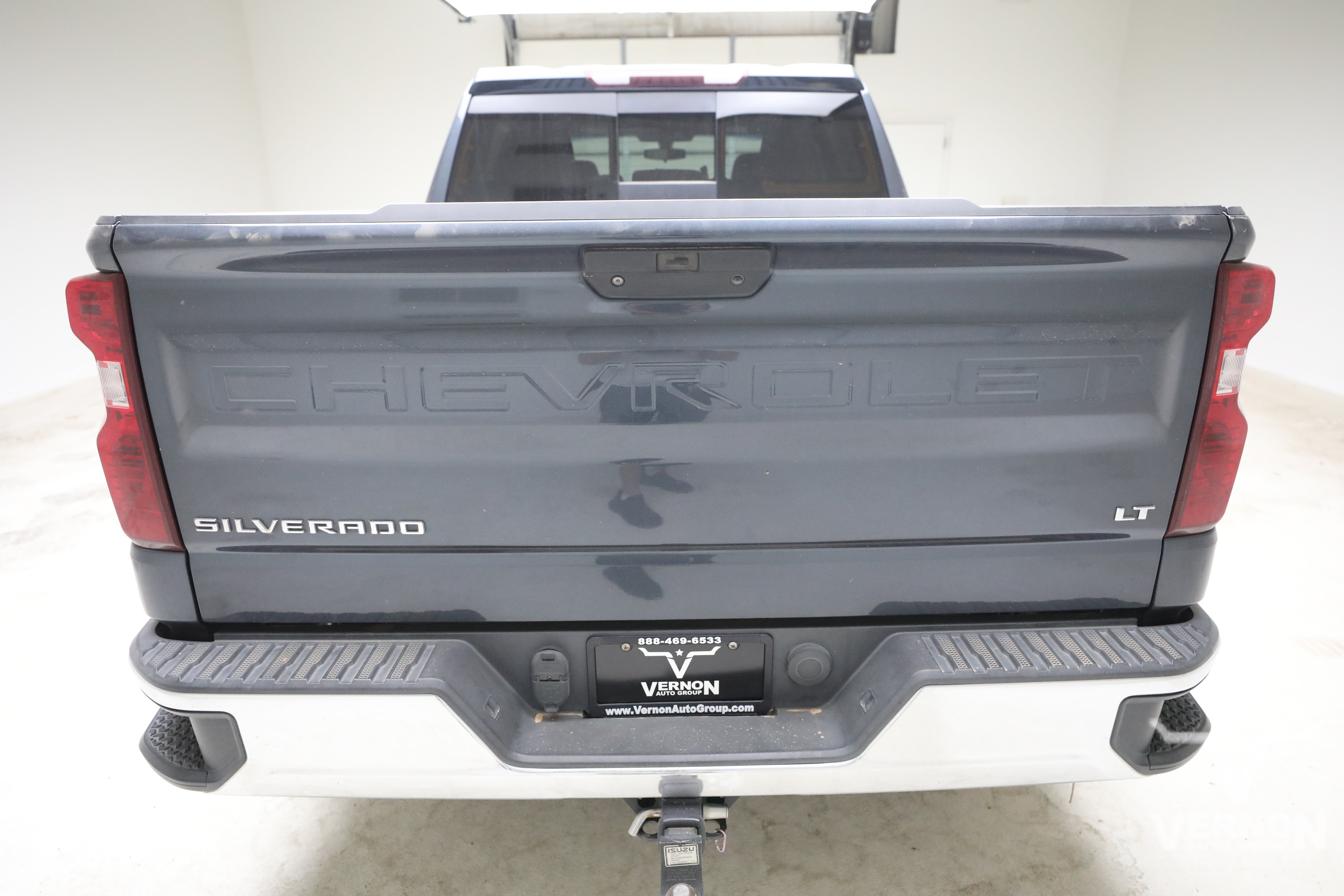 Used 2020 Chevrolet Silverado 1500 LT w/ All-Star Edition AWD/4WD image 3