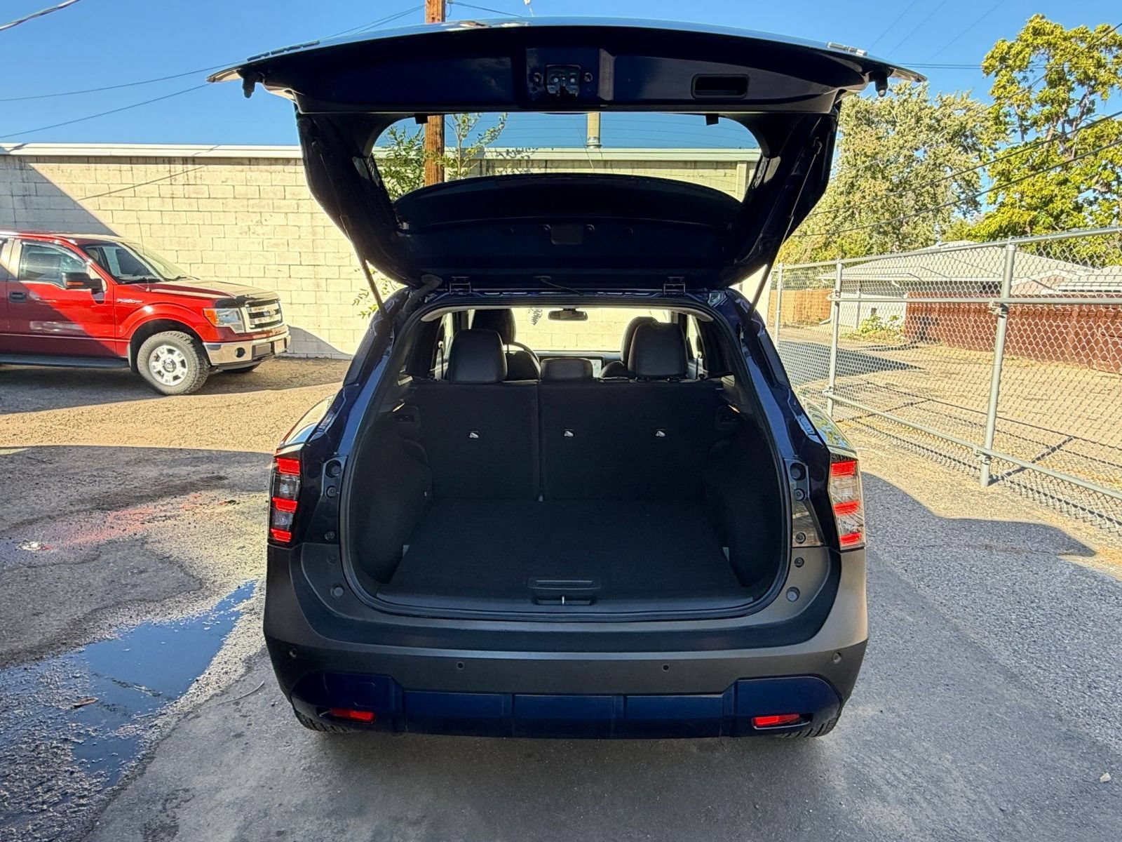 Used 2026 Nissan Kicks SR FWD image 30