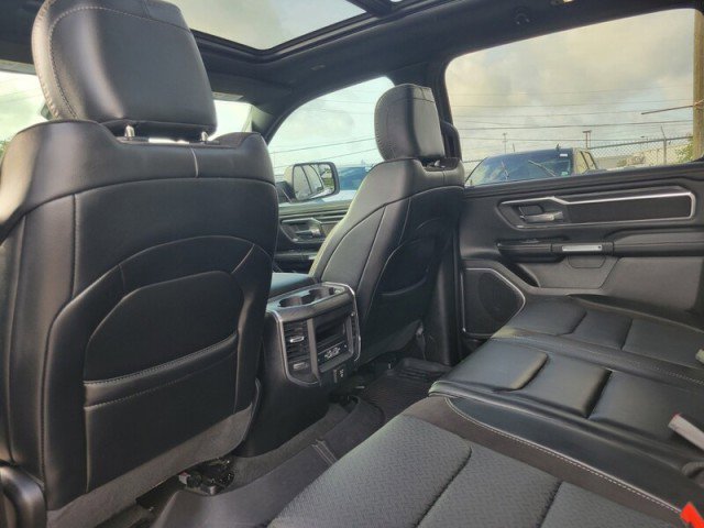 Used 2024 RAM 1500 Laramie AWD/4WD image 27