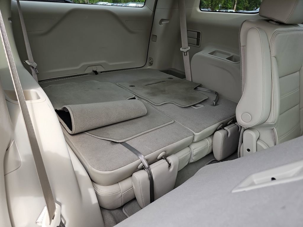 Used 2023 GMC Acadia Denali FWD image 15