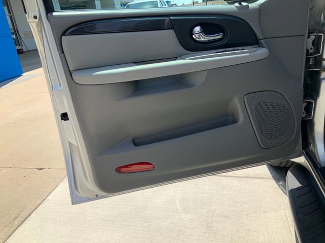 Used 2005 GMC Envoy XL SLE RWD image 14
