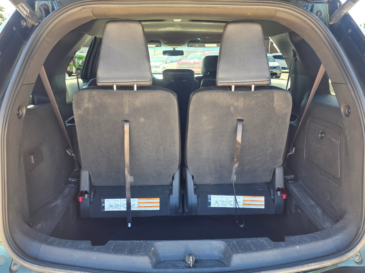 Used 2013 Ford Explorer XLT image 17