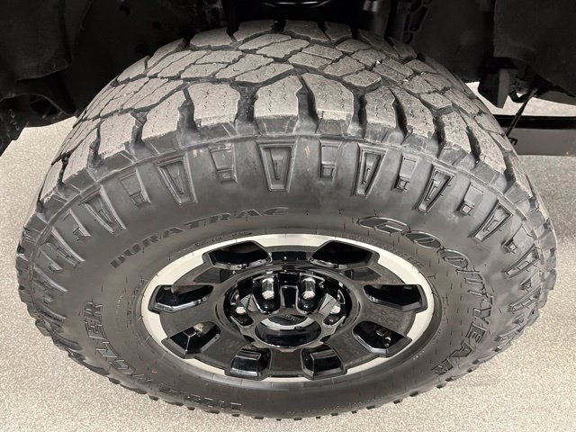 Used 2025 Ford F350 Platinum w/ Tremor Off-Road Package AWD/4WD image 15
