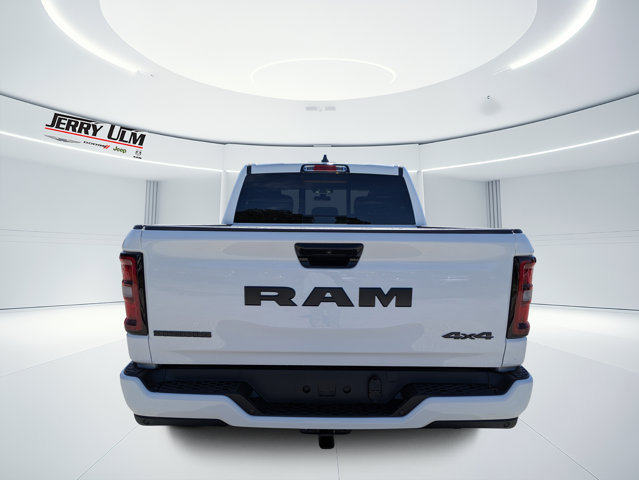 New 2026 RAM 1500 4x4 Crew Cab image 4