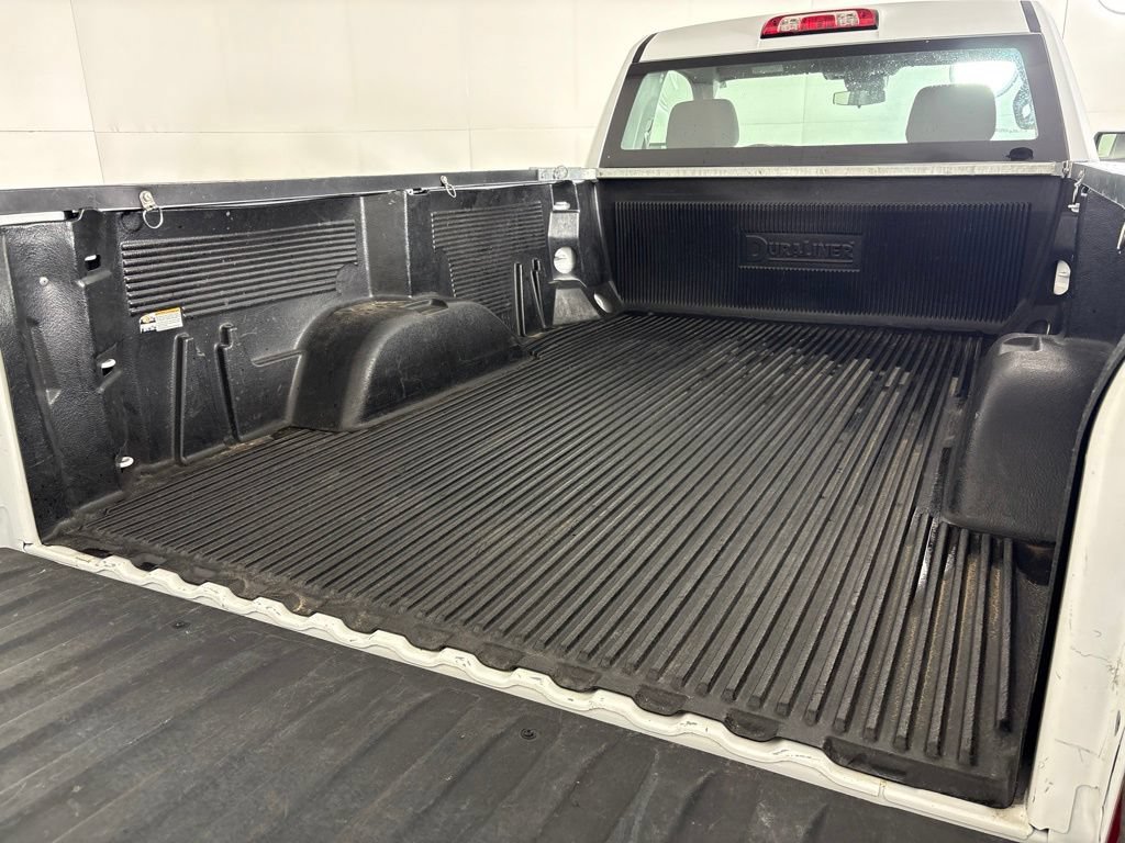 Certified 2025 Chevrolet Silverado 1500 W/T RWD image 17