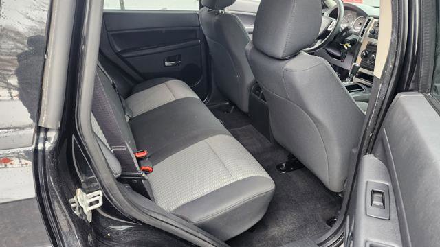 Used 2009 Jeep Grand Cherokee Laredo image 16