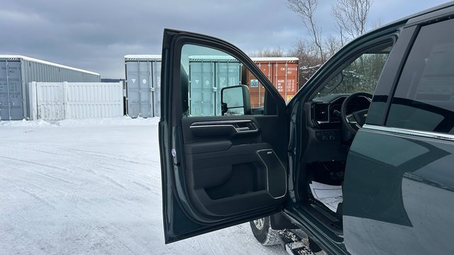 New 2026 Chevrolet Silverado 2500 LTZ w/ LTZ Convenience Package image 13