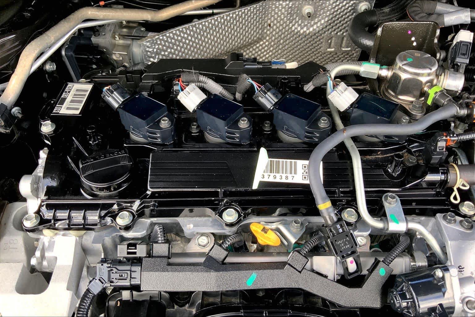 Used 2025 Toyota Corolla Cross XLE FWD image 32