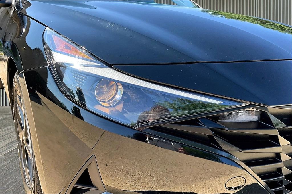 Used 2023 Hyundai Elantra SEL FWD image 29