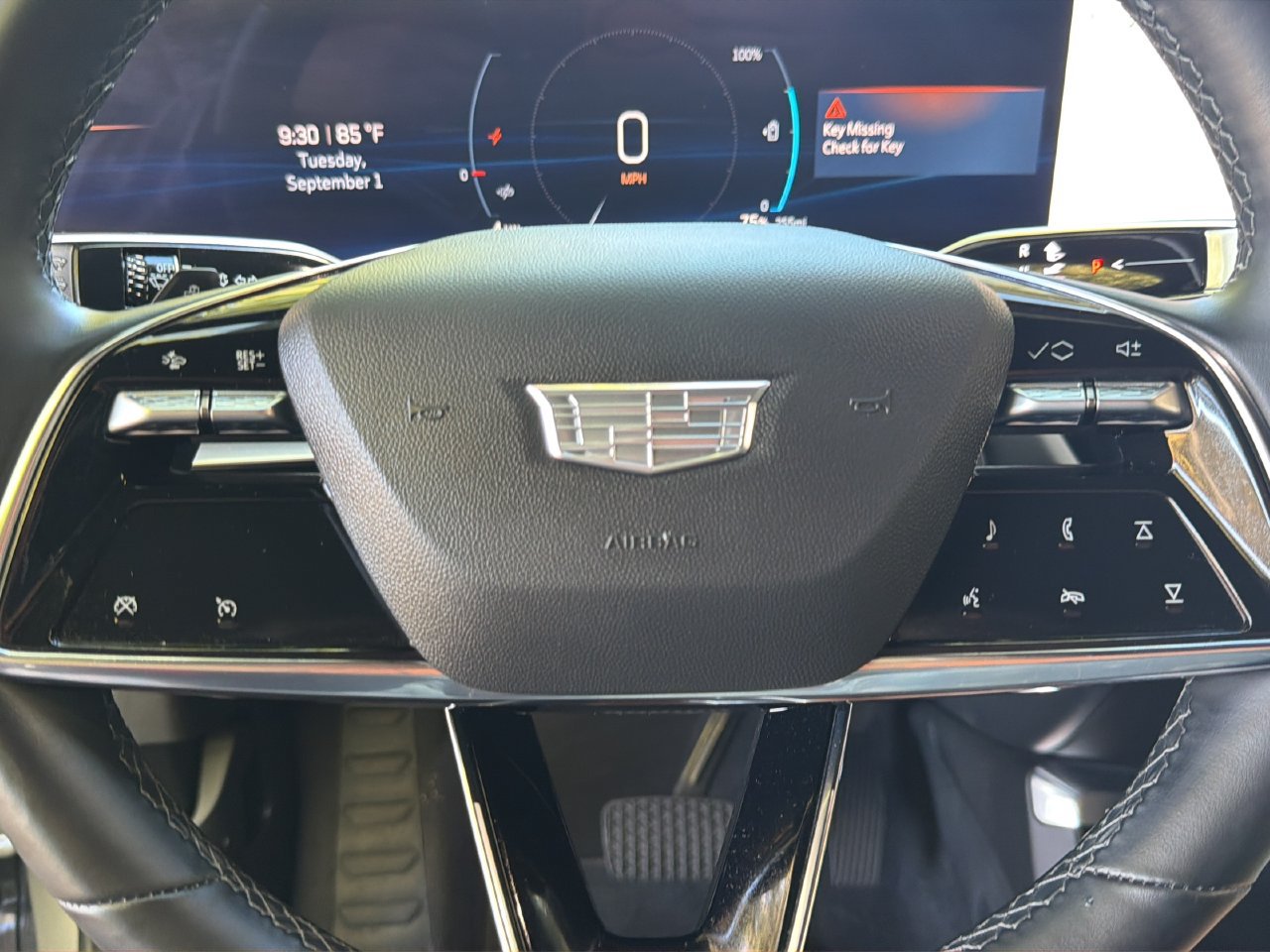 Used 2024 Cadillac Lyriq Tech w/ Driver Assist Package AWD/4WD image 22