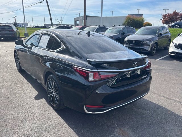 Used 2024 Lexus ES 300h w/ Premium Package FWD image 6