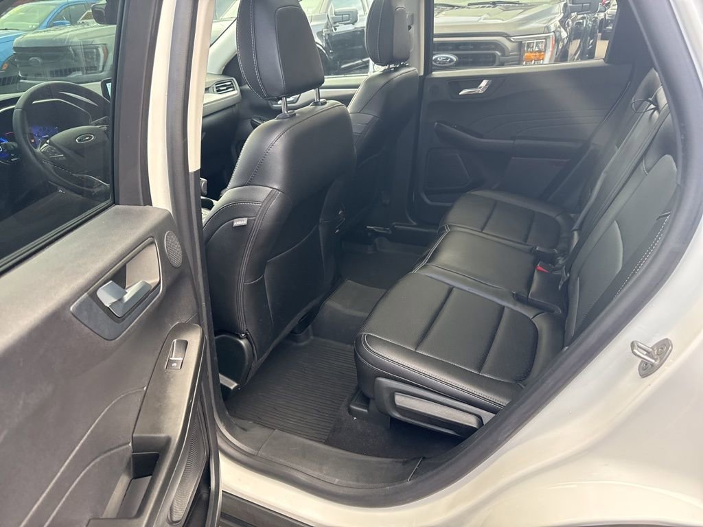 Certified 2022 Ford Escape SEL w/ Technology Package image 30