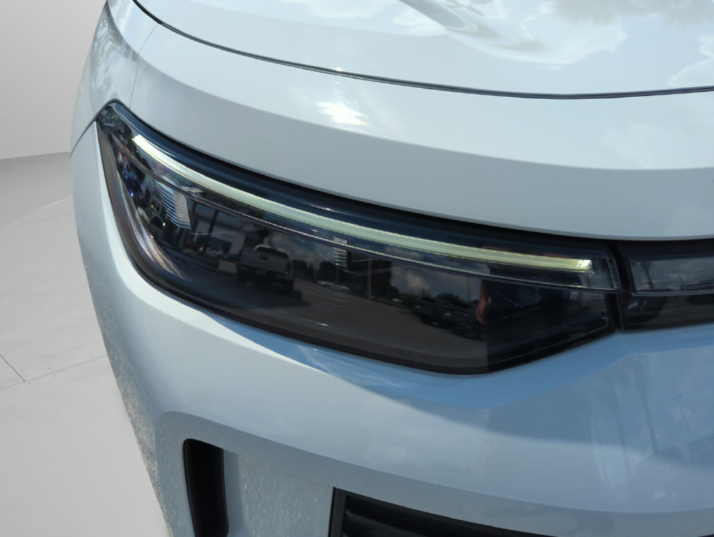Used 2025 Volkswagen Tiguan S FWD image 17