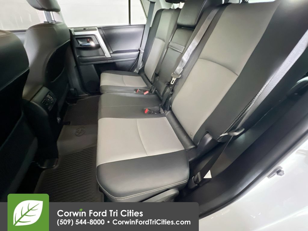 Used 2024 Toyota 4Runner SR5 Premium w/ Moonroof Package AWD/4WD image 28