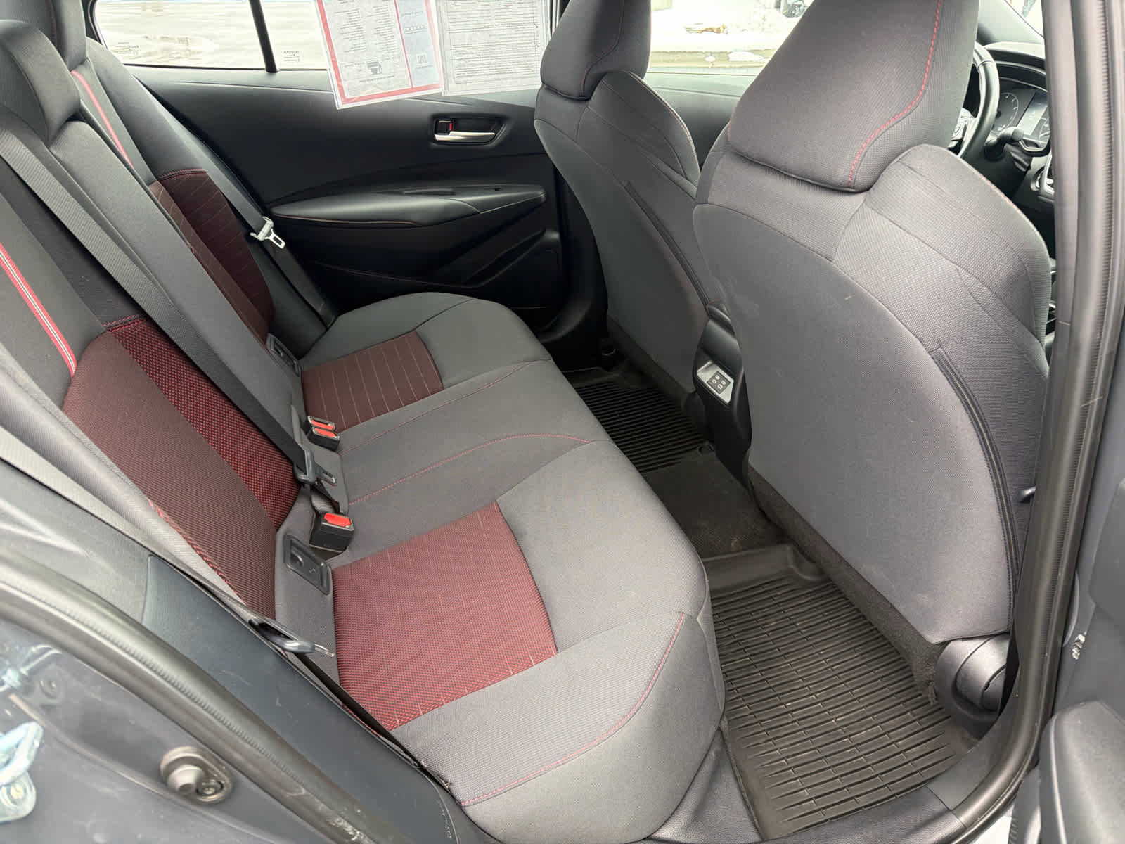 Used 2024 Toyota Corolla SE image 10